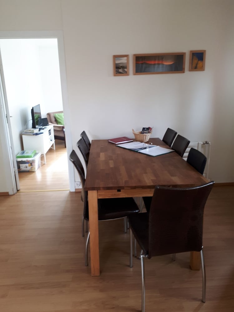 Brúnalaug Guesthouse Holiday Home