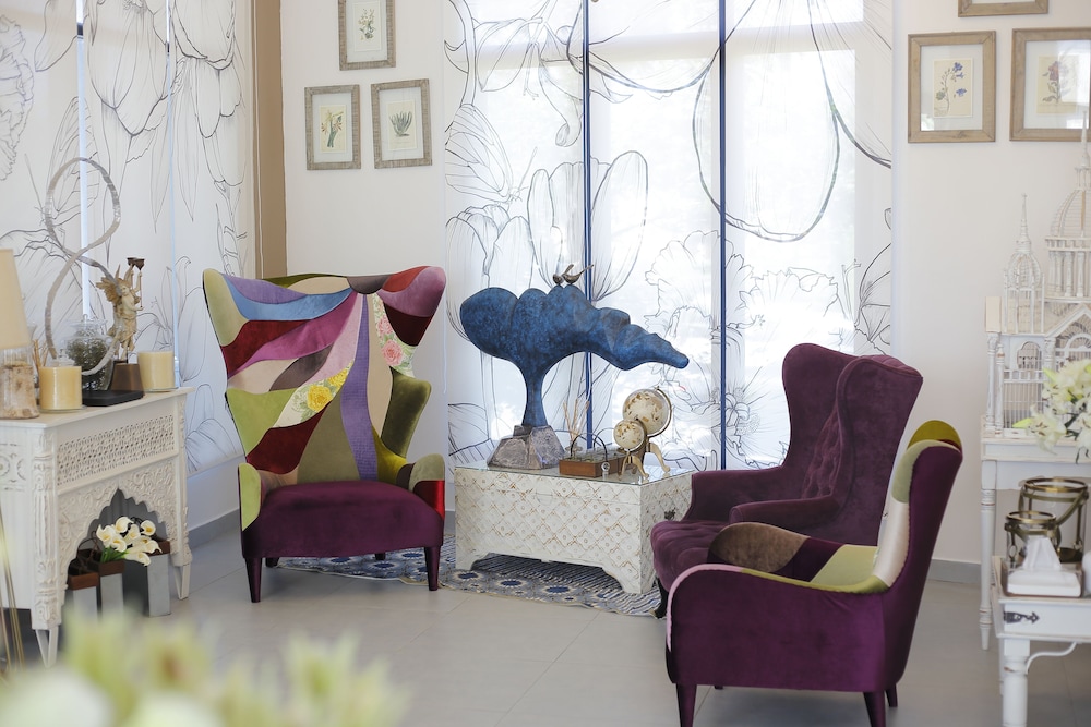 Play La Ploen Boutique Resort