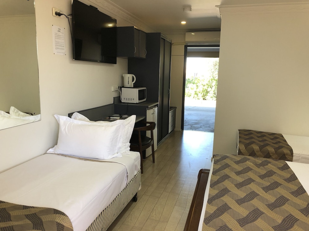 Oxley Motor Inn