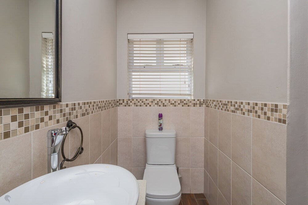 Seasons of Serenity, Langebaan 8-sleeper