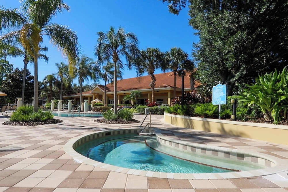 Cozy 2Bd Spa/Jacuzzi Close To Disney @ Encantada 3029