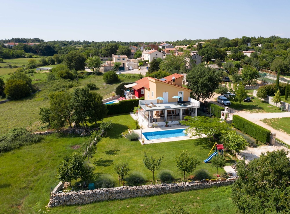 Exquisite Secluded Villa With Pool