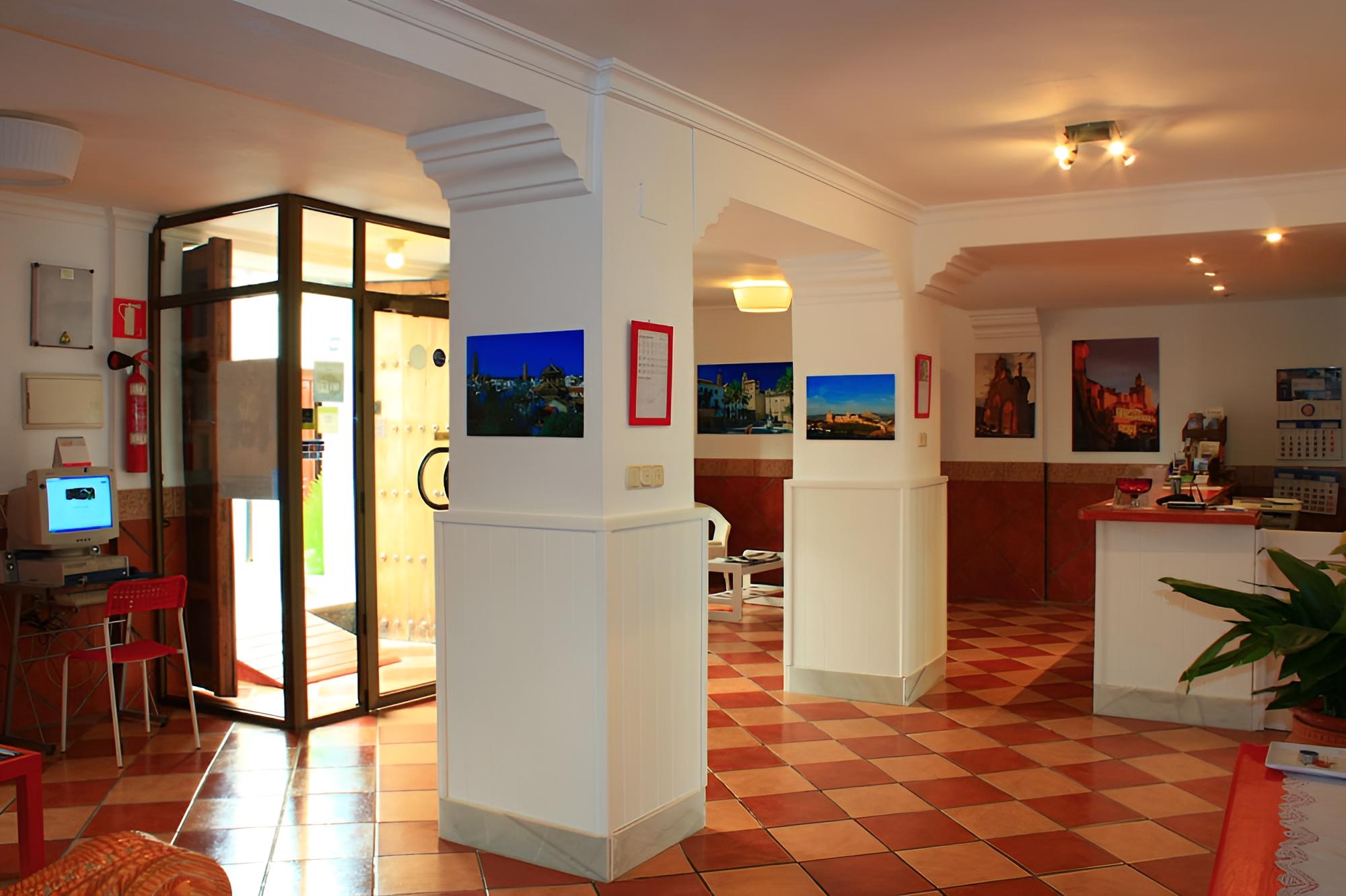 Hotel Toril