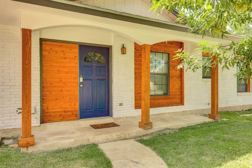 Movie Room & Fenced Yard: San Antonio Family Home