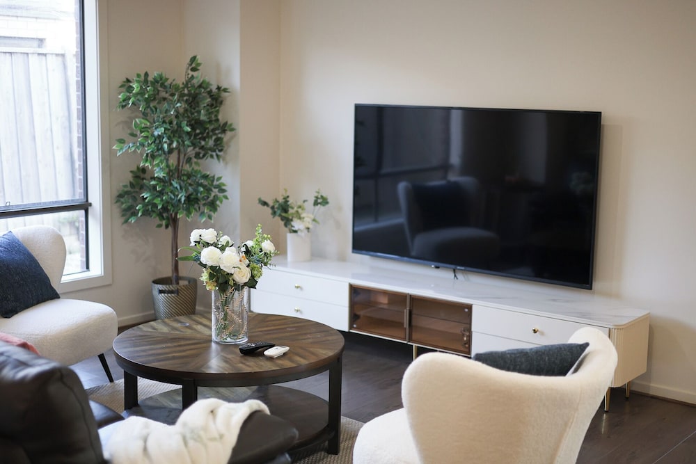StayAU Pakenham 5 BRM Oasis Pet-friendly