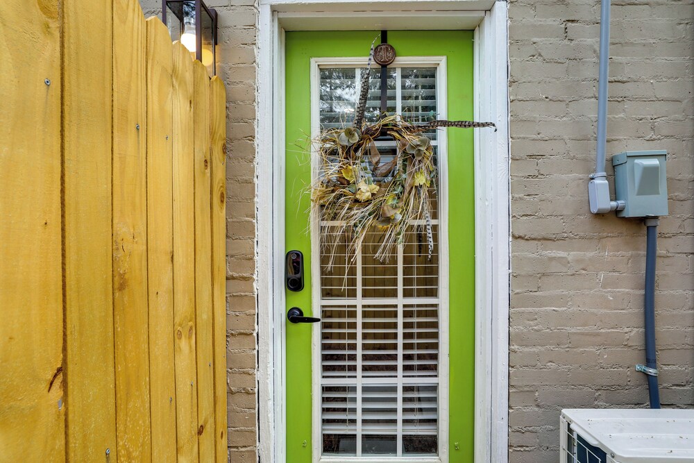 Backyard Oasis w/ Pool: Sunny Sumter Studio!