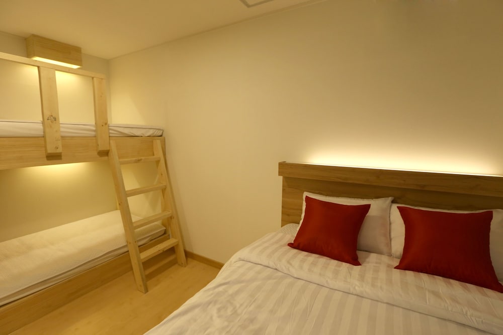 Step Inn Myeongdong 1 69