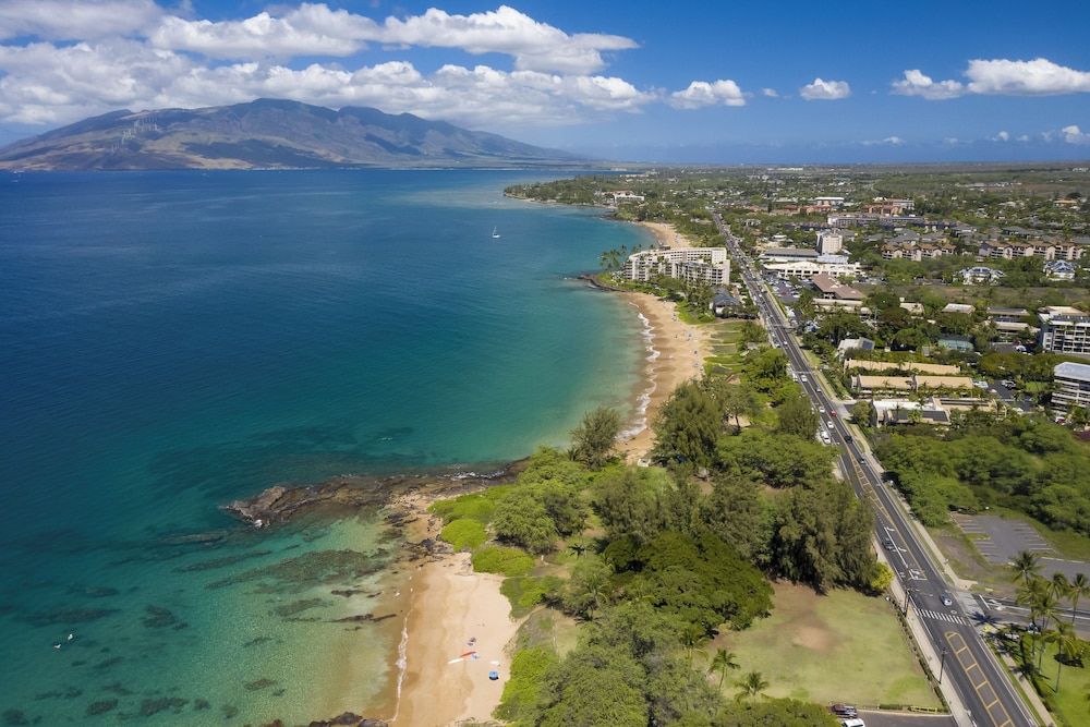 Steps to Beach: Kihei Studio w/ Scenic Lanai! view 3