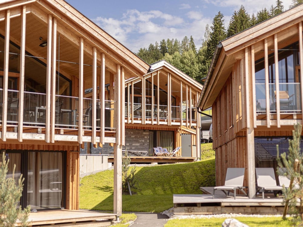 Luxury Chalet With Pool and Sauna Near Ski Lift