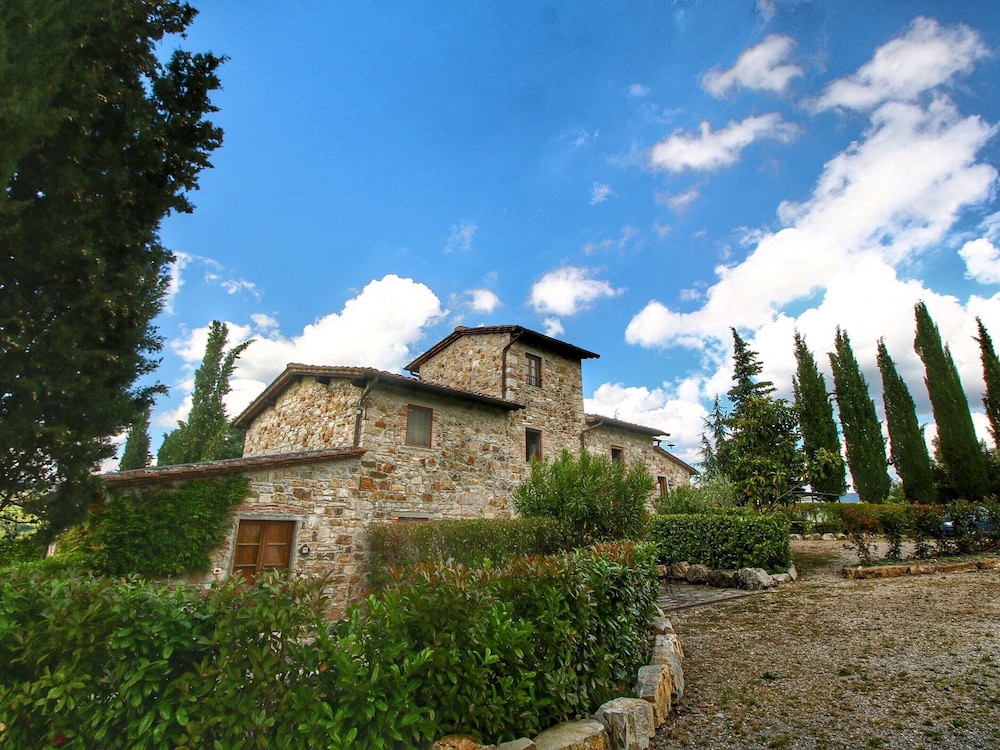 Pretty Farmhouse With Terrace view 2