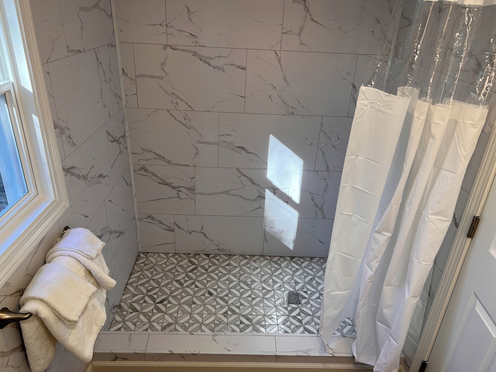 Budget Inn Dayville - Property Image 29