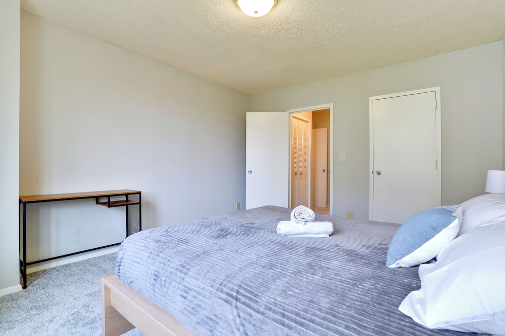 Immerse Yourself in This Beatiful Apt