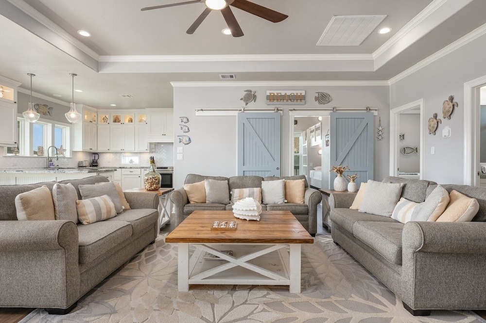 Sunkissed Castle 4 Bedroom Home