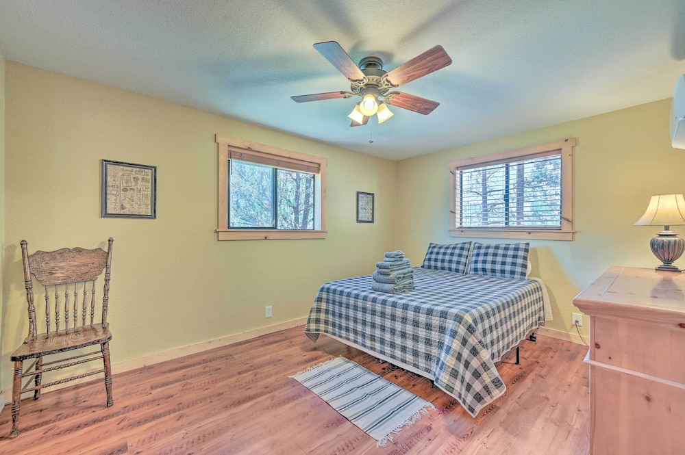 Payson Vacations - Secluded Payson Cabin w/ Deck  Mogollon Rim Views - Property Image 5