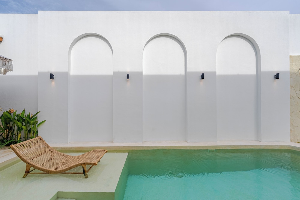 Villa Bellora by Pertama Management