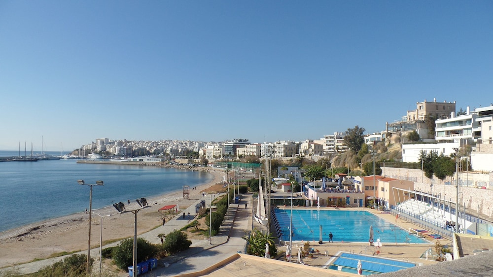 Piraeus Vacations - Cavo D'Oro Hotel - Property Image 5