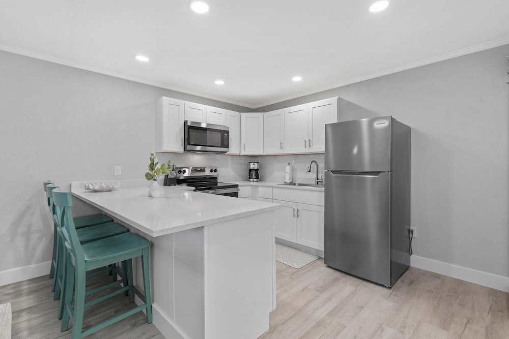 Flagler Suites 1