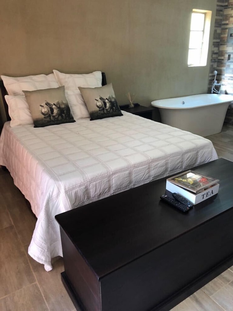 Khuvena Guest House