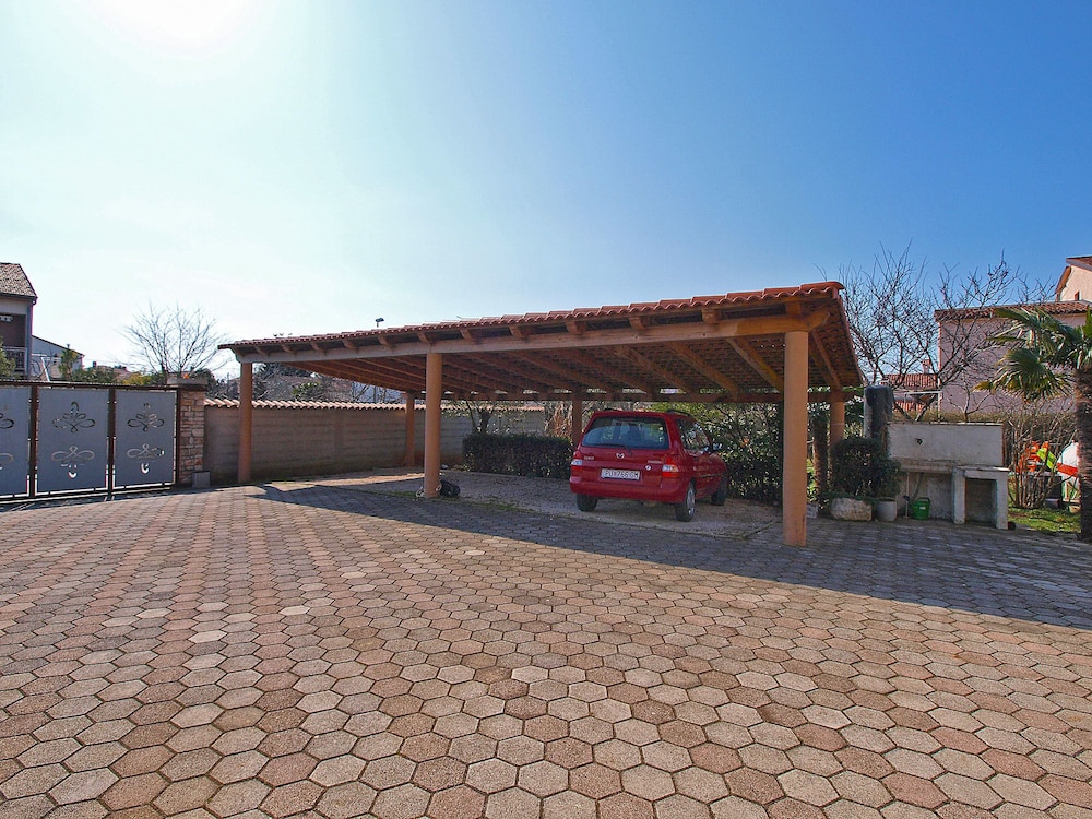 Apartment Mirjana 734