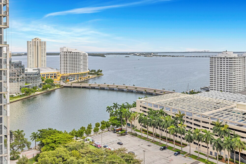 Icon Brickell