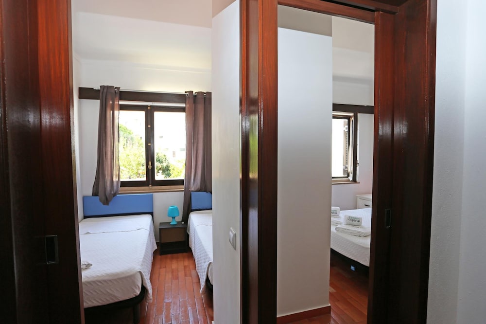 V 03 - Apartment 3 in Seacliff Albufeira