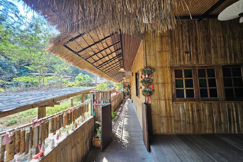 Mae Mae Home