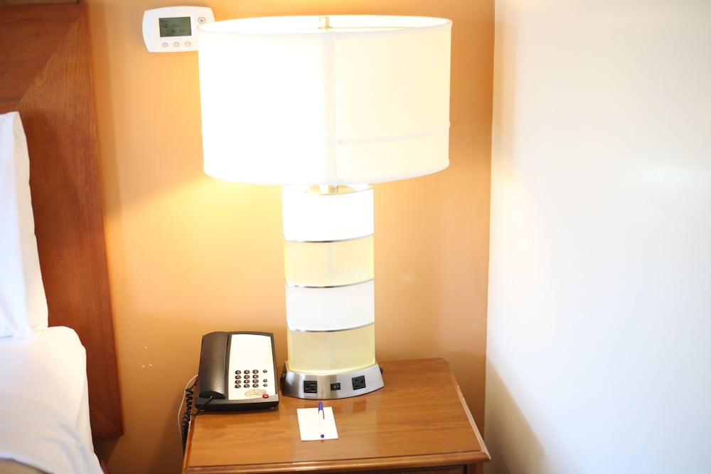 Cozy Corner Motel