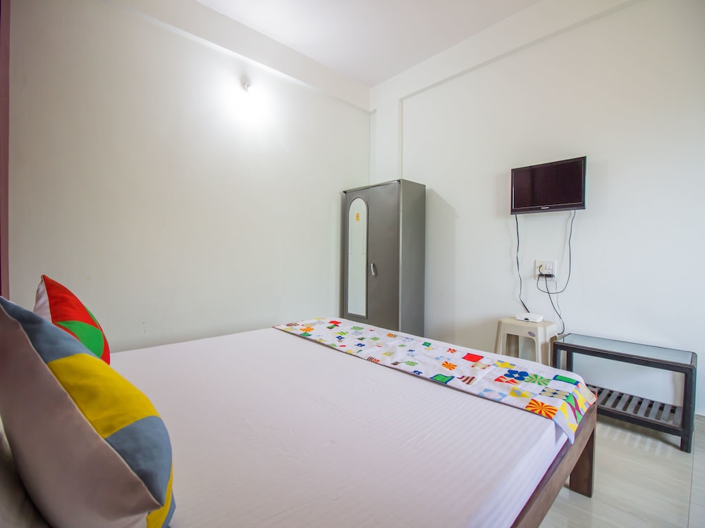 OYO 13147 Home Studio With Balcony Morjim Beach