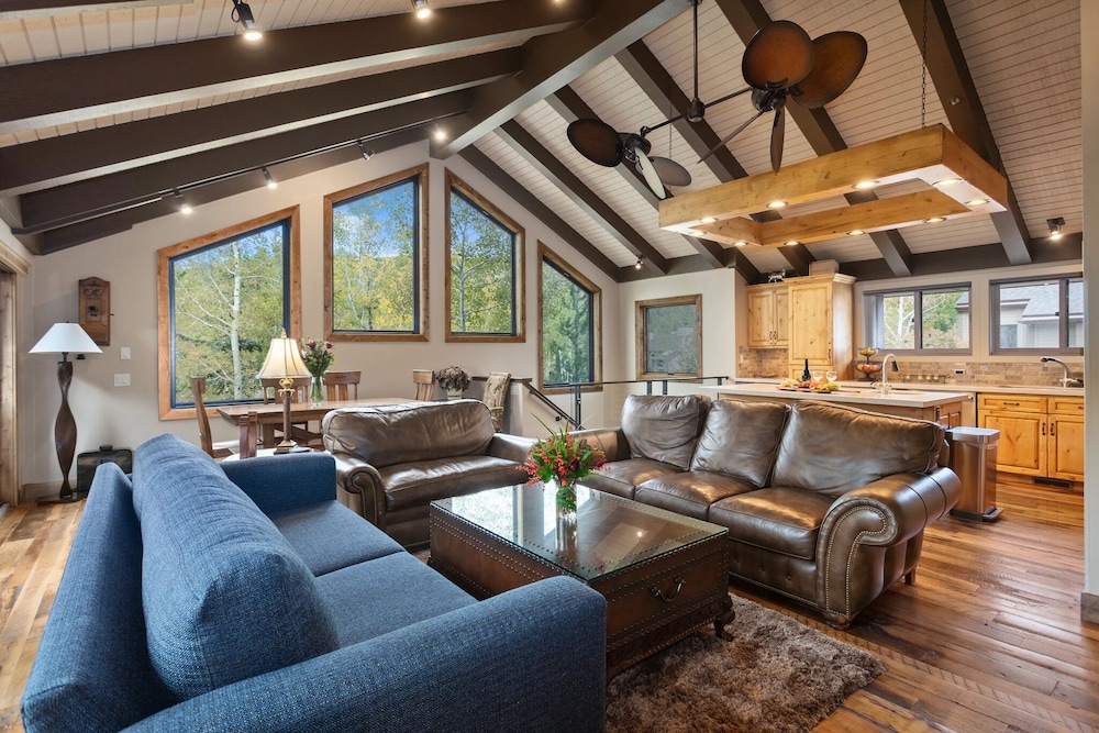 Queen Esther at Deer Valley Resort - Two Bedroom Condo with Hot Tub #2346 2 Condo