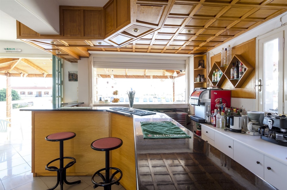 Aglaia Apartments & Studios