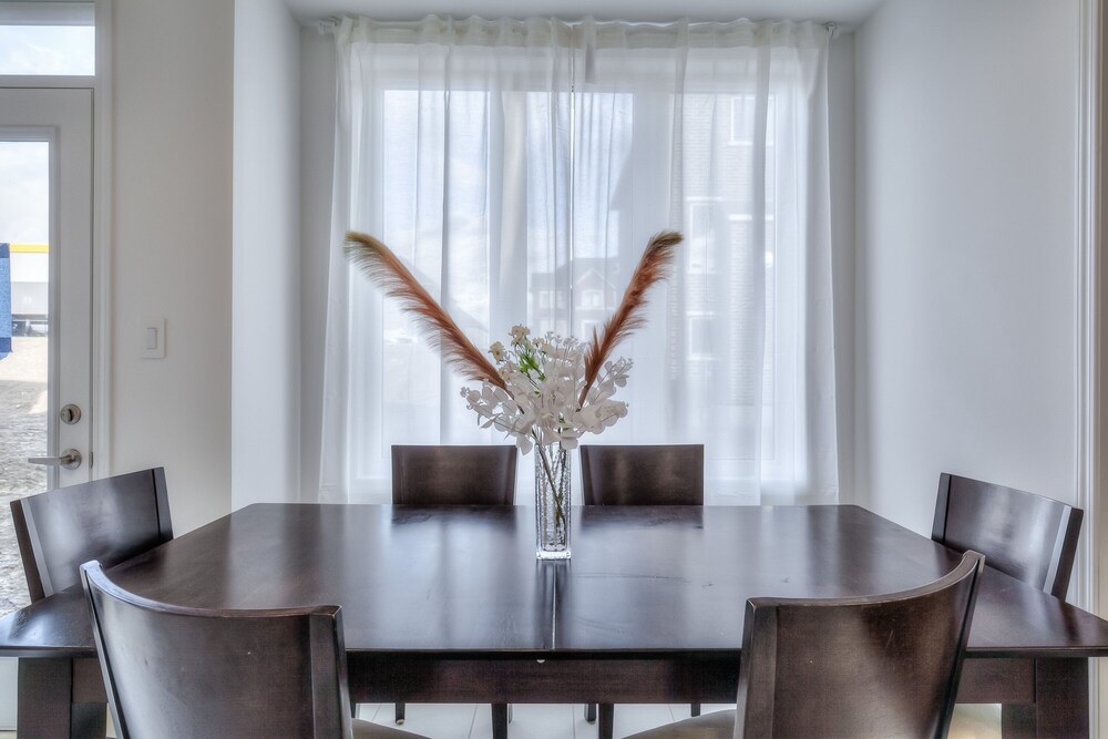 Ajax Suites