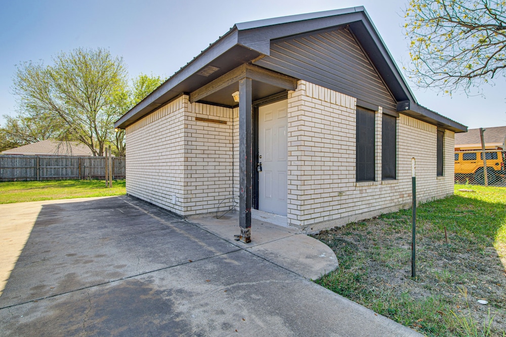 Close to Town & Med Center: Weslaco Home