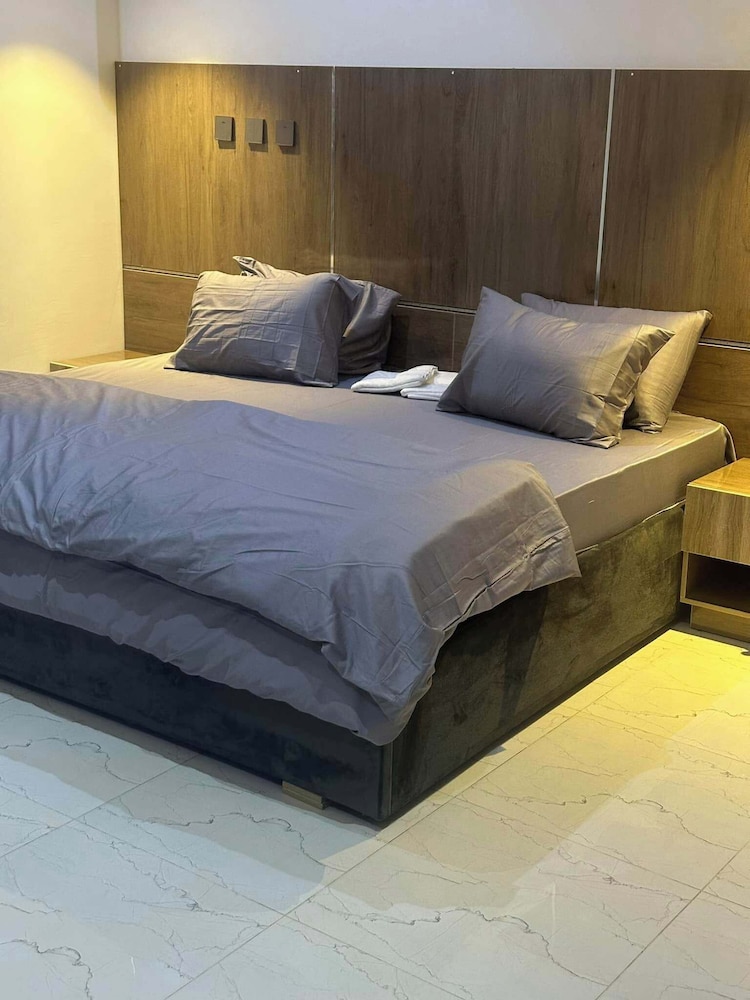 Jayz Shortlet Apartment