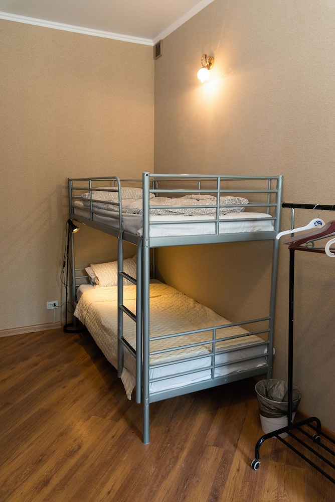 Ideal Mini Hotel - Hostel
