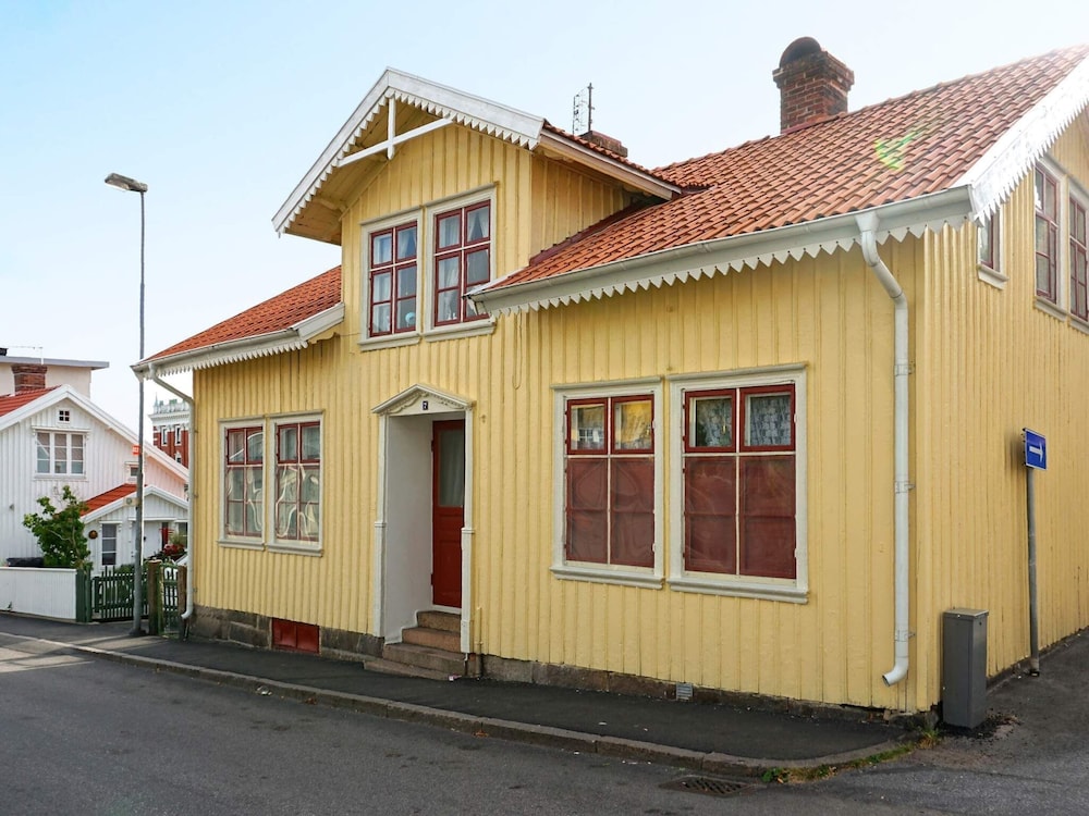 Photo 25