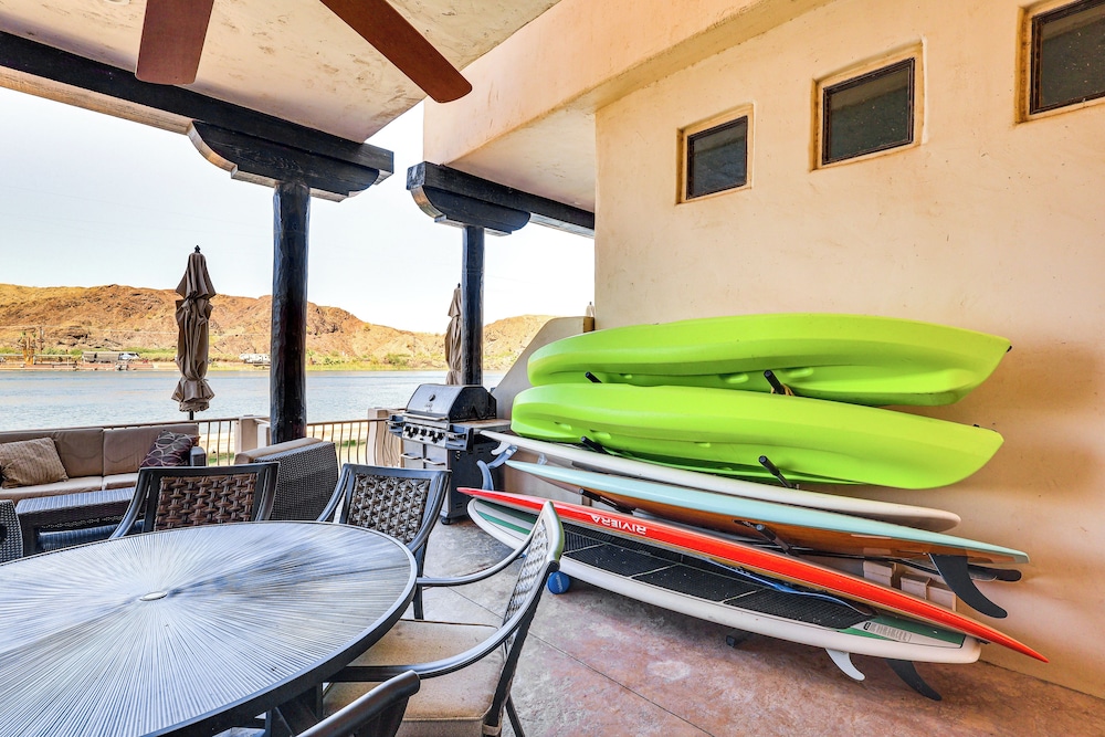 Game Room + Dock: Riverfront Escape in Parker!