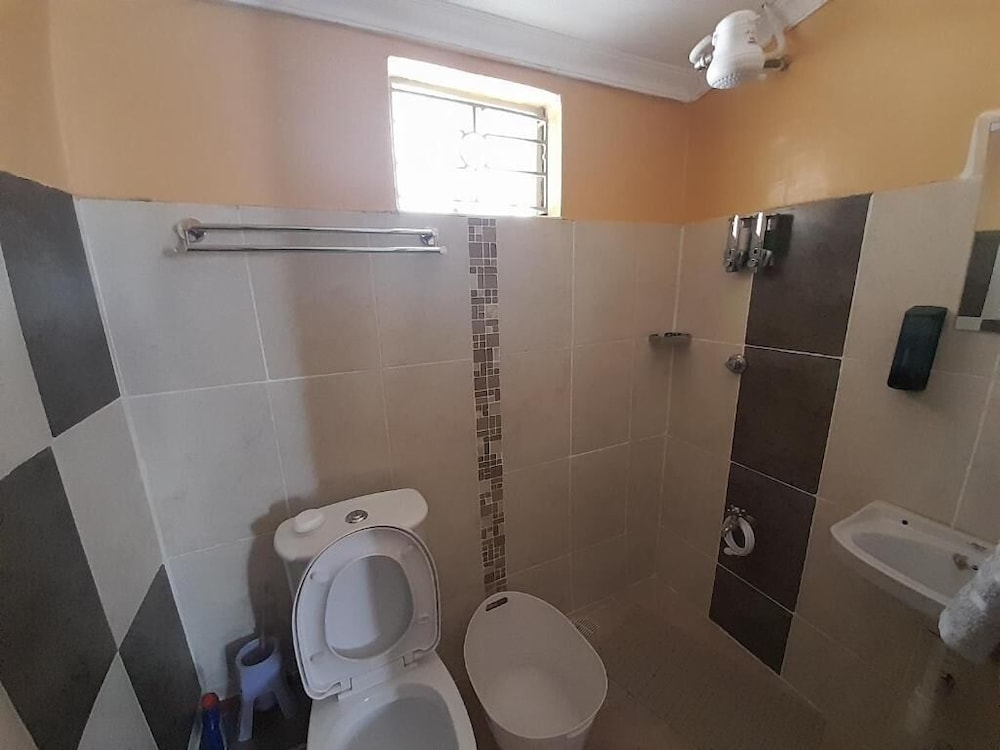 Membley Hotel & Residency