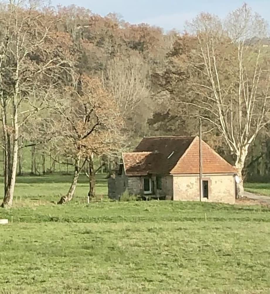 Le Moulin de la Salle view 4