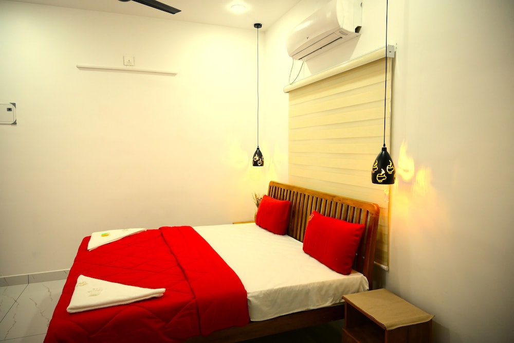 Hotel Elroi Suites