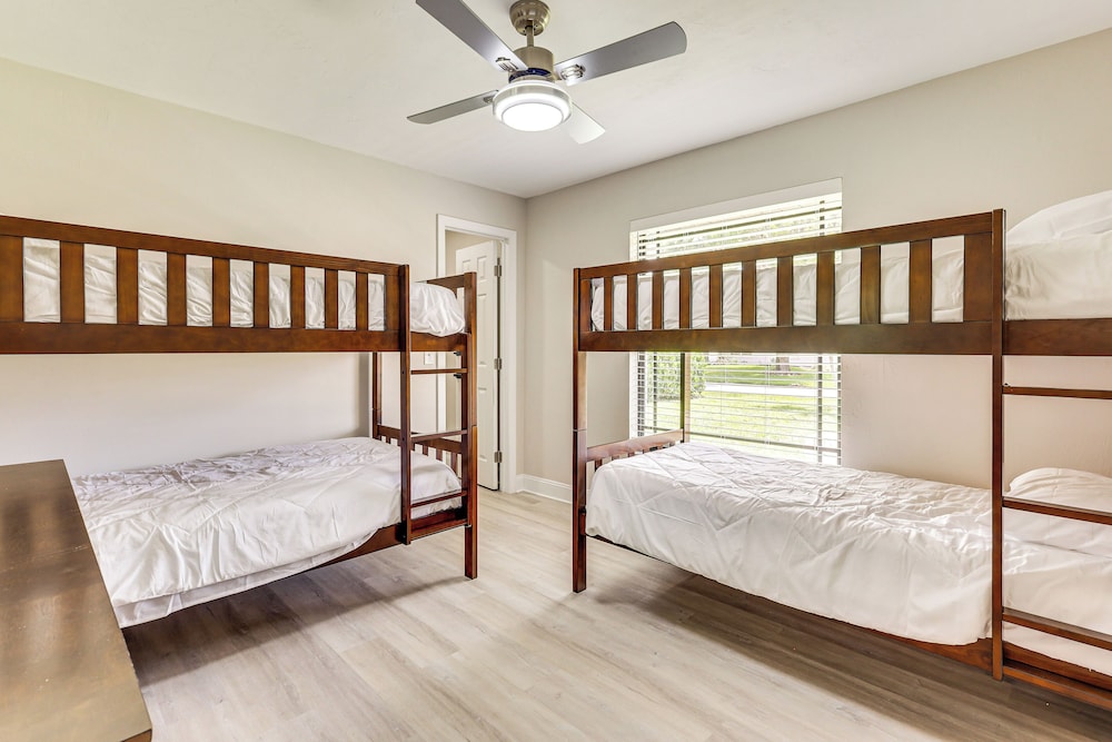 Sleek Family Home w/ Pool & Hot Tub in Fort Myers!