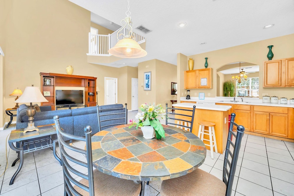 Upstay - Emerald Island Resort Home w Private Pool view 5