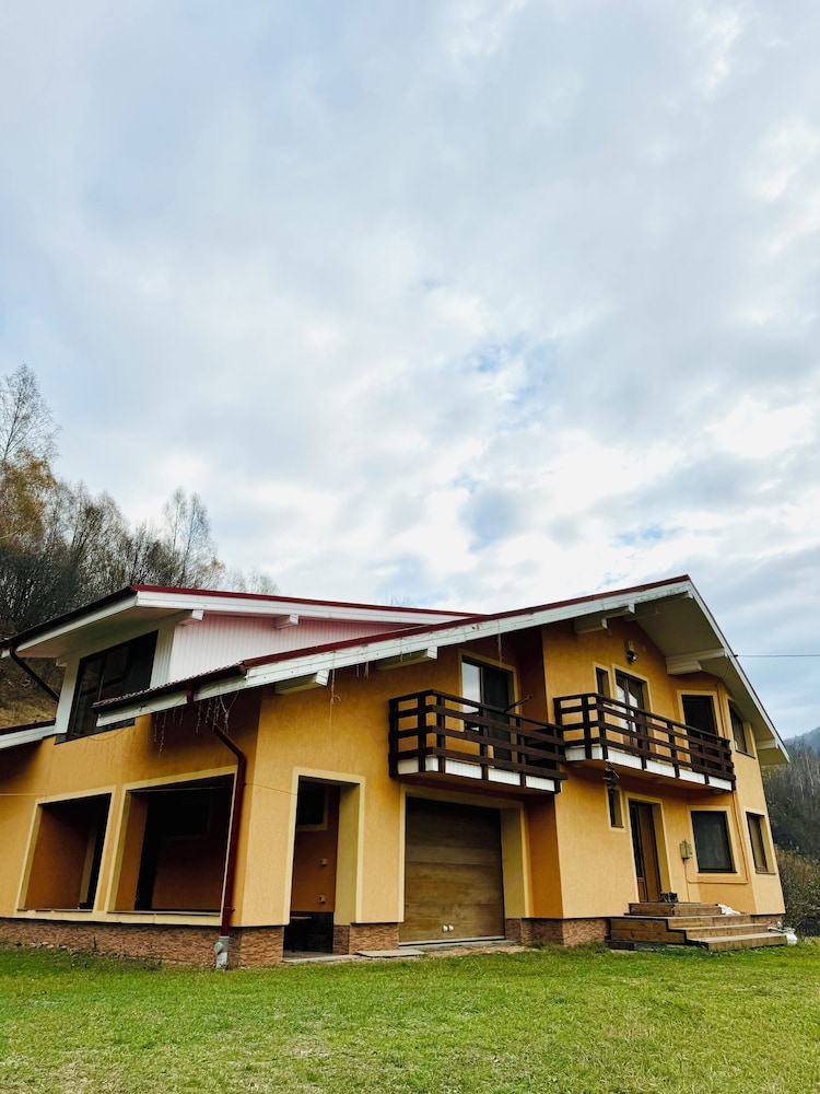 Rai Villa