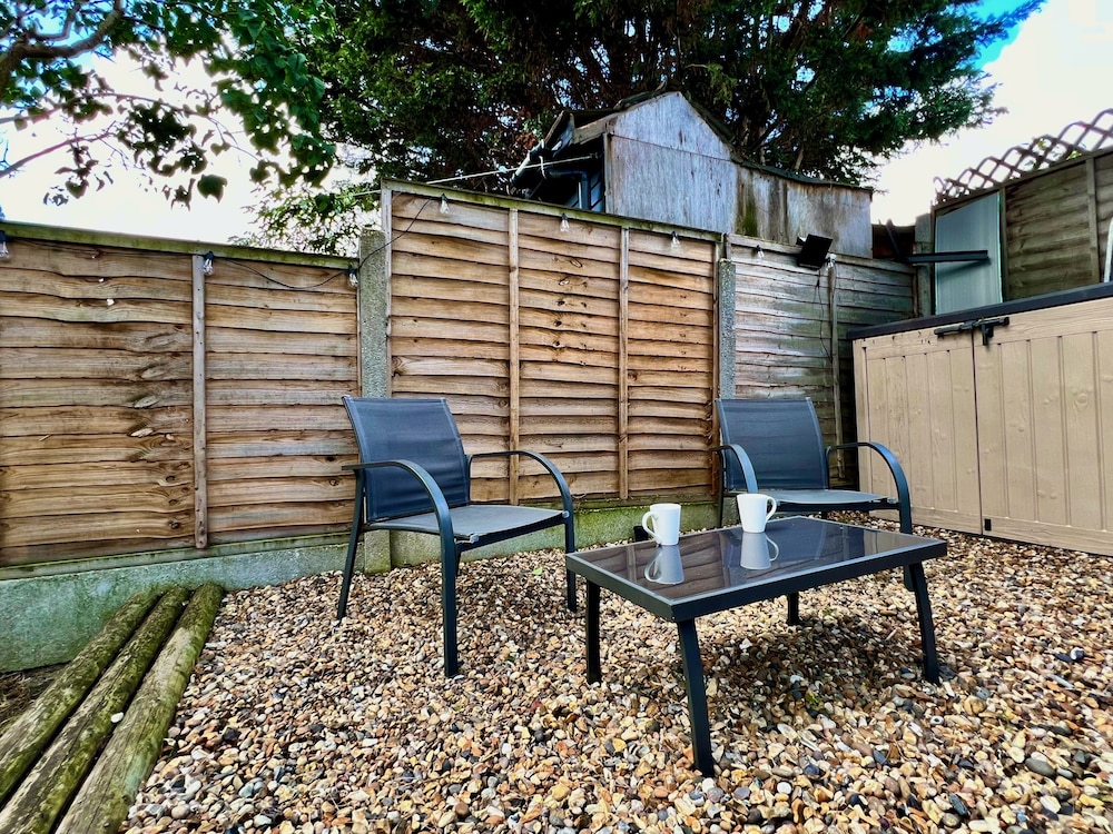outdoor bbq area