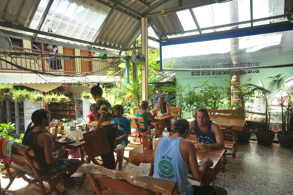 Harmony House - Hostel