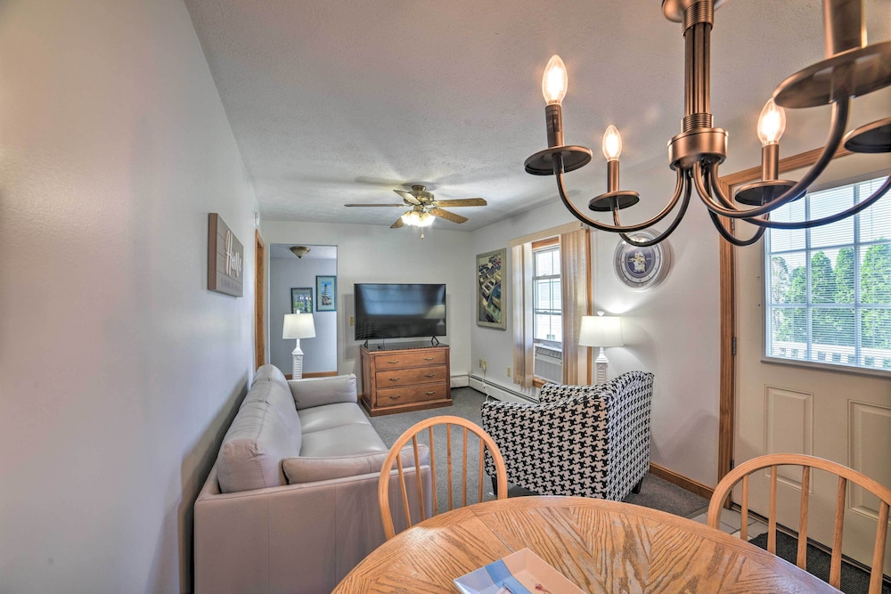 Apt in Old Orchard Beach - Walk to Bay + Pier