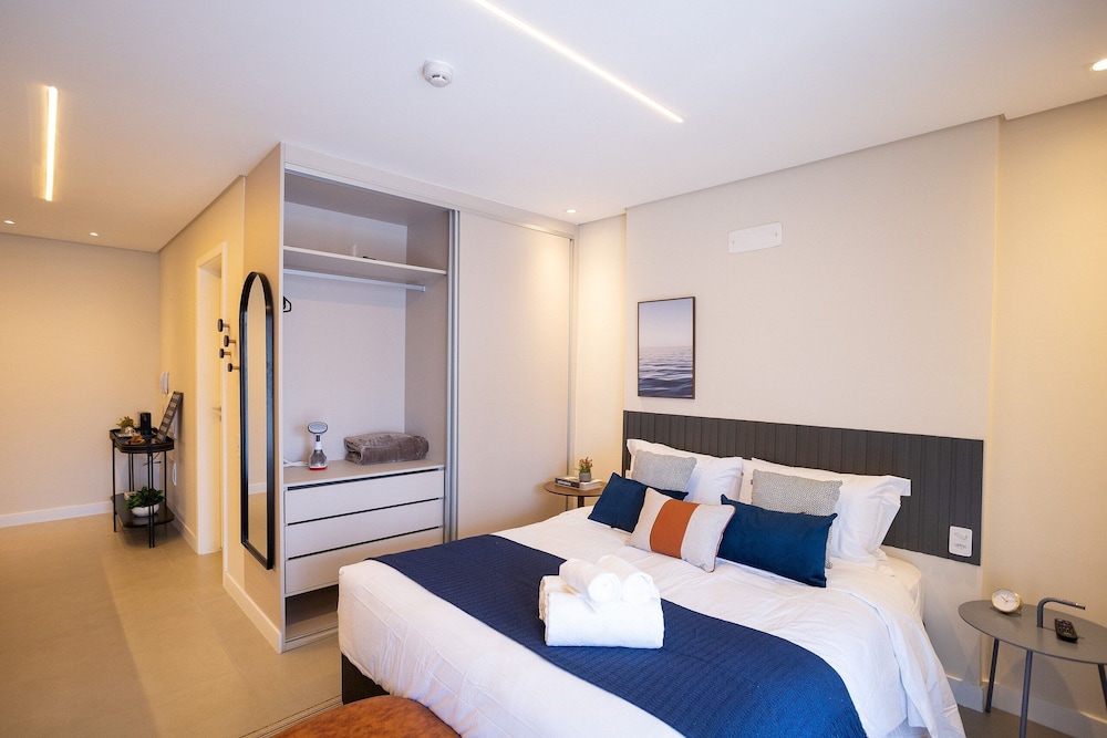 Haus Mitre Brooklin