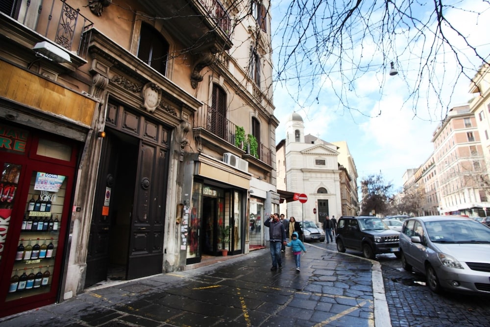 Domus Domas & Boutique
