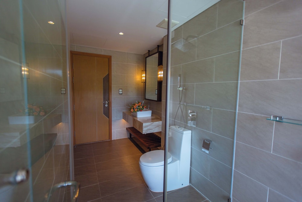 The Palm Nest Cam Ranh Pool Villa