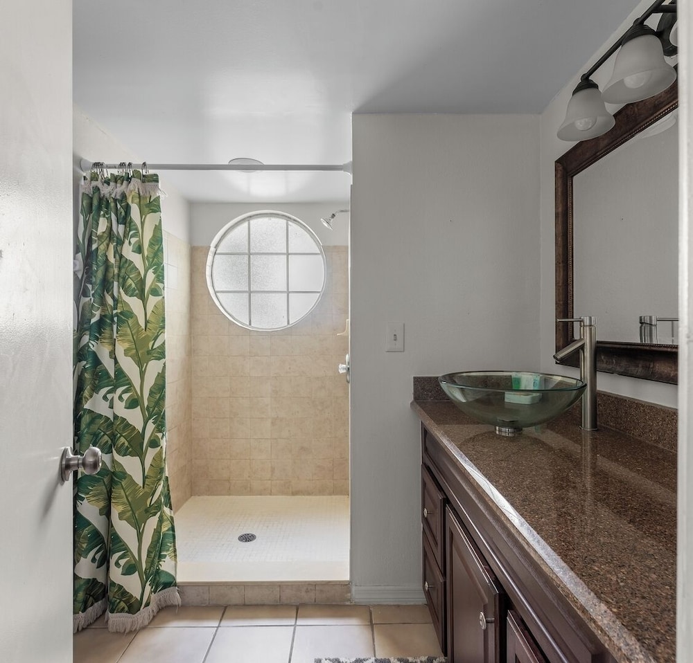 3-br Condo Near Disney Family-friendly Retreat