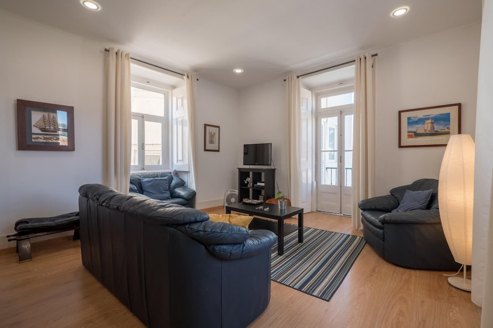 Rent4rest Dream View Family Apartment view 2